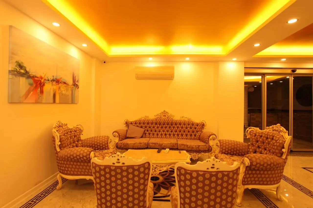 الشقق الفندقية أنطاليافي  Golden Spark 3*, أنطاليا تركيا