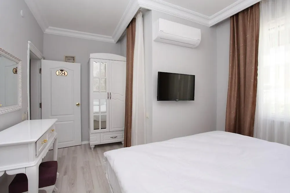 الشقق الفندقية أنطاليافي  Golden Spark 3*, أنطاليا